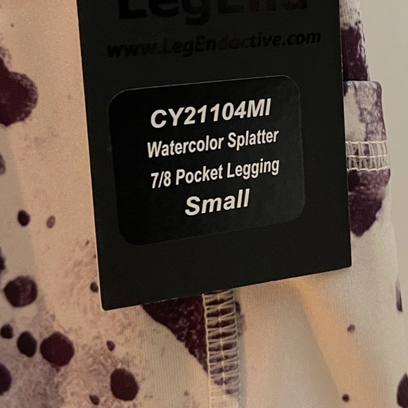 𝅺legend watercolor splash 7/8 leggings. Size Small Purple and White - Picture 9 of 10
